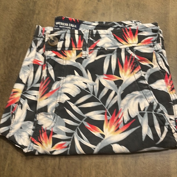 Men’s American Eagle Shorts. Active Flex Size 31. - Picture 3 of 8
